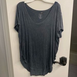 Comfy gray tee